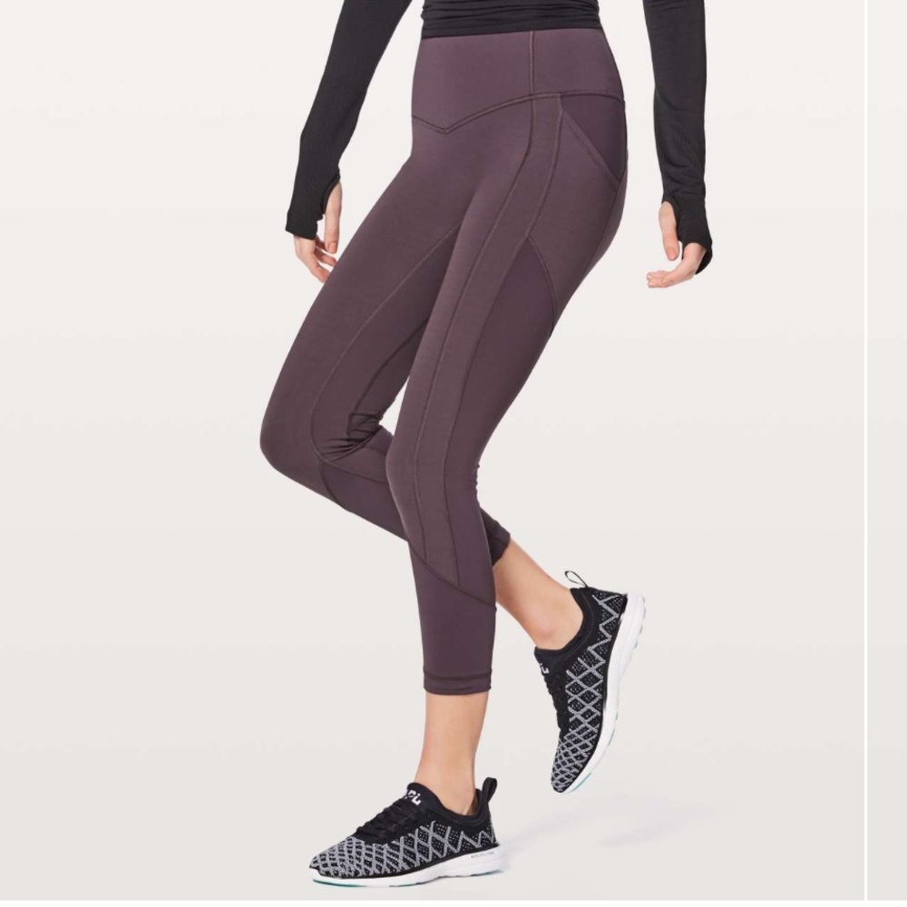 All The Right Places Crop Leggings